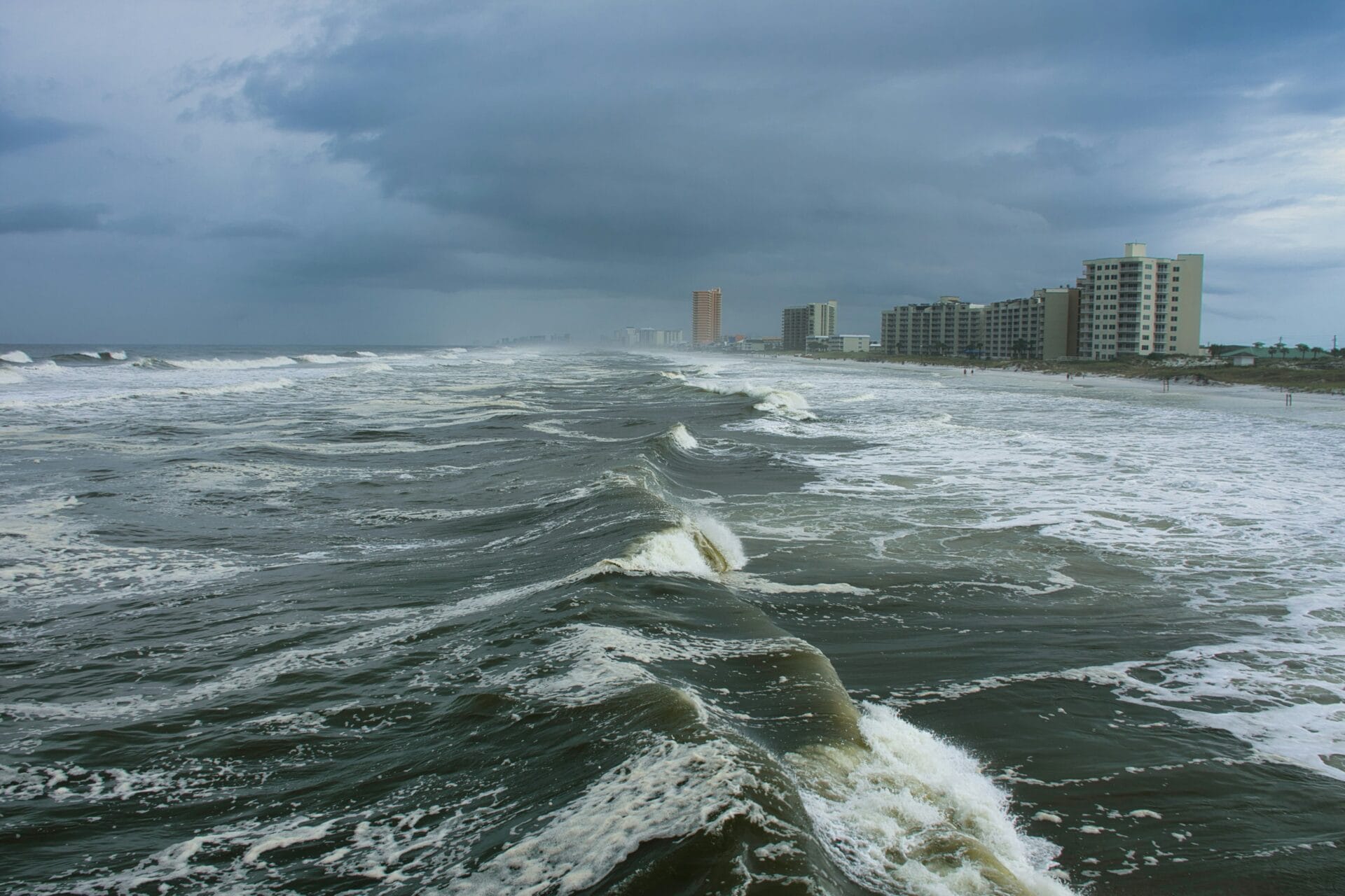 hurricane in florida waves