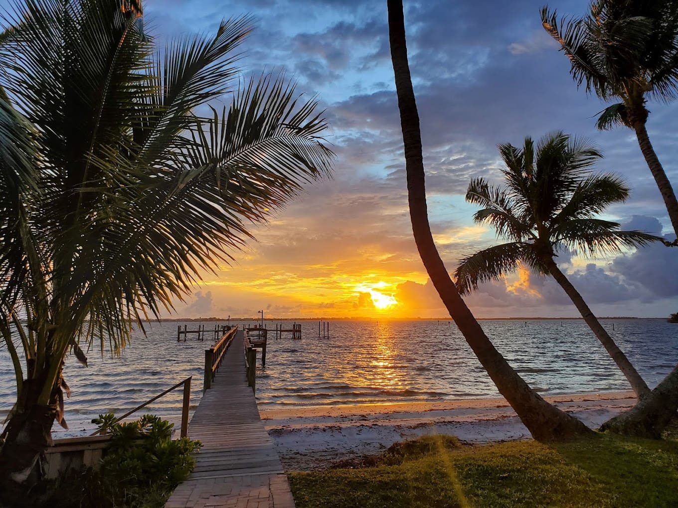 River Palm Cottages & Fish Camp Jensen Beach