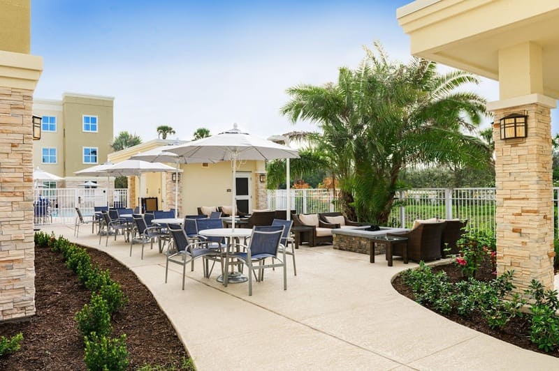 staybridge suites vero beach pet friendly